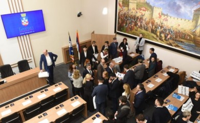 Skupština Beograda ni danas nije konstituisana: Vučić za nove izbore, Šapić za stavljanje “svega na sto”