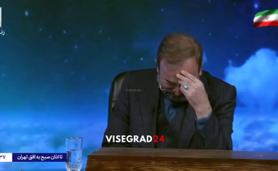 Pogledajte trenutak kada su iranski mediji objavili da je ajatolah Ali Hamnei ubijen: voditelj briznuo u plač (VIDEO)