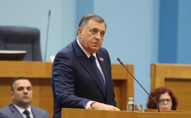 Dodik: Dosadašnja praksa imenovanja ambasadora mora da se mijenja