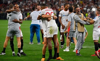 Fudbaleri Sevilje sedmi put osvojili Ligu Evrope, Murinjo izgubio prvo finale
