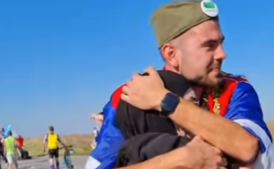 Ovo je najljepše lice Srbije: Emotivan susret studenata Nadije i Save tokom marša ka Novom Sadu