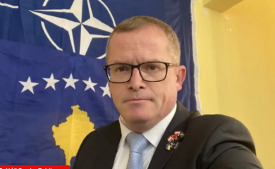 Ginter Felinger podržao Draška Stanivukovića i njegov pokret