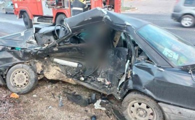 Stravičan sudar audija i golfa, poginula jedna osoba