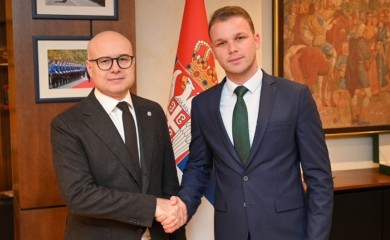 Stanivuković s Vučevićem: Vojska Srbije čuvar našeg naroda i zemalja