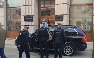 Tužilaštvo Vukanovića tereti za nasilničko ponašanje, policija uklonila automobil
