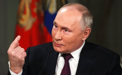 Putin: Tramp će zavesti red u Evropi, mahaćete repom