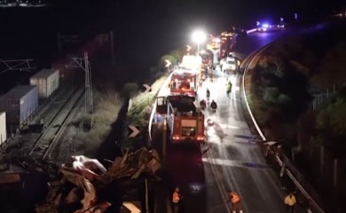 Objavljen snimak razgovora šefa stanice i mašinovođe prije sudara vozova u Grčkoj