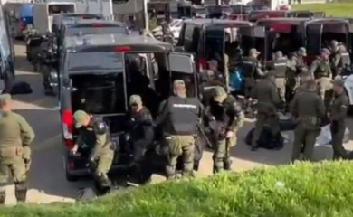 Opsadno stanje ispred Arene uoči meča: "Srpska vojska spremana za rat" (VIDEO)