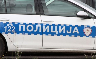 Najmanje dva lica povrijeđena u sudaru tri vozila