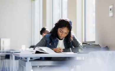 Britanski univerziteti nude avganistanskim ženama besplatno školovanje