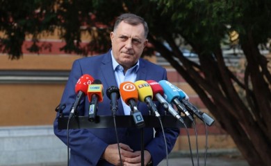 Dodik: Kad već Drinić pita, s njim ćemo pred narod