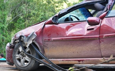 Stravična nesreća: Auto sletio u Vardar, poginule najmanje tri osobe