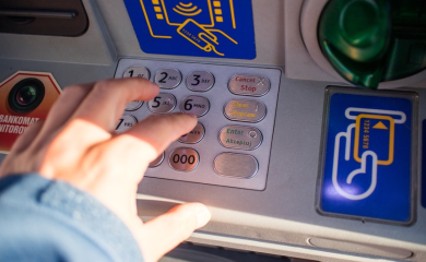 U Francuskoj uhapšene četiri osobe iz BiH, sa bankomata opljačkali 150.000 evra penzionerima