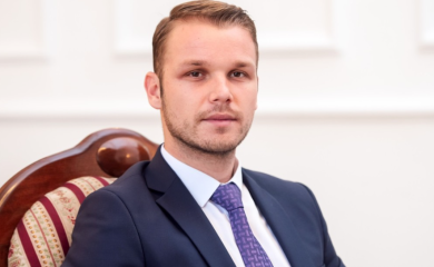STANIVUKOVIĆ: Na krštenju djeteta moje sestre biće i visoki funkcioneri SNSD-a