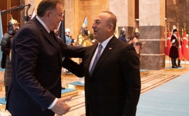 Dodik se u Ankari sastao sa Čavušogluom