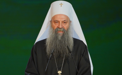 Patrijarh Porfirije donacijom pomaže 15 studenata u Hrvatskoj