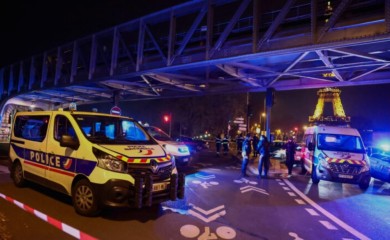 Napad kod Ajfelove kule: Ubijen njemački državljanin, čulo se “Alahu ekber”