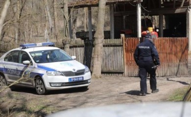 Zbog ljubomore ubio čovjeka: Udario ga čekićem pa uvukao u kuću i izbo nožem