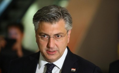 Plenković najavio mjere povodom poskupljenja zbog uvođenja evra