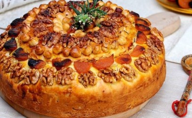 DONOSI SREĆU Zašto se na božićnoj trpezi nalazi česnica