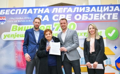 Gradonačelnik uručio rješenja o legalizaciji: Za pet mjeseci riješeno 700 zahtjeva