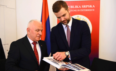 U Beču potpisan sporazum o saradnji sa banjalučkim Odborom za pomoć Srbima na KiM