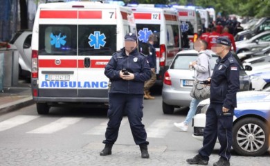 Posljednje informacije o stanju povrijeđene djece u školi na Vračaru: Djevojčica i dalje u teškom stanju
