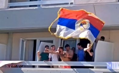 Mladić protjeran iz Hrvatske: Zastavom Republike Srpske mahao u Istri (VIDEO)