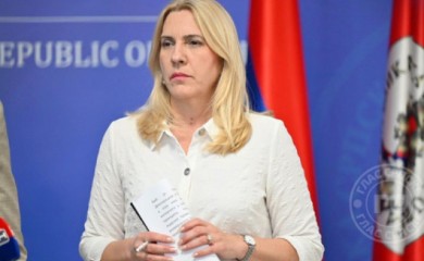 Cvijanović: Bećirović nije prvi koji moljaka za Dodikovu smjenu, ali je prvi koji ništa drugo ne zna da radi