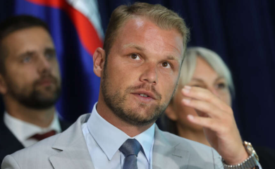 PADAJU MASKE Hoće li Stanivuković napustiti PDP i povući većinu članova u NOVI POKRET