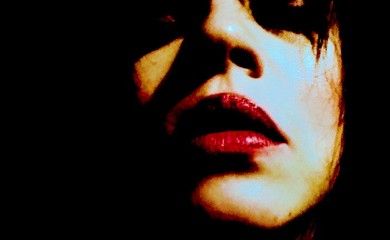 CRVENI RUŽ: Od skandaloznog do senzualnog i veličanstvenog