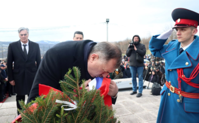 Dodik u Drakuliću: Ne smijemo da se obrukamo pred onima koji su živote dali za našu slobodu