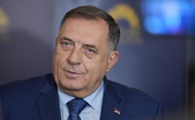 Dodik: Bećirović je nepodnošljiv lažov koji pati od krize identiteta