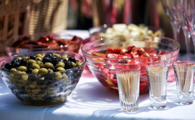 HRAVTSKA: Više od 80 ljudi na svadbi se zarazilo salmonelom i mladenci u bolnici