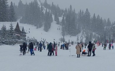 Skijaši okupirali planine