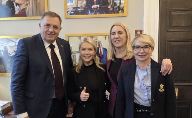 Dodik u Bijeloj kući: sastanak delegacije sa sekretarkom predsjednika Trampa za medije
