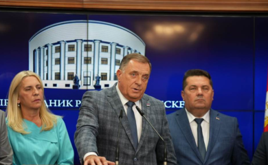 "A šta ako odbijem?": CIK danas raspravlja o mandatu Milorada Dodika