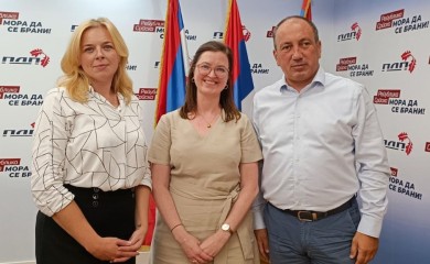 "Poštujemo Dejton, borimo se protiv vladavine jednog čovjeka" Crnadak sa funkcionerkom britanskog Ministarstva, Unom Rajan