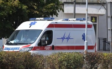 BEOGRAD: Pretučena sedamdesetpetogodišnja beskućnica, prevezena u bolnici