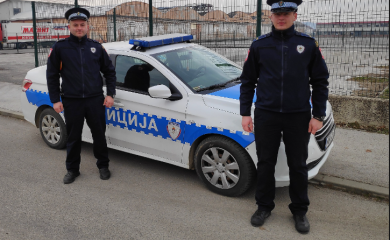Automobil udario pješaka
