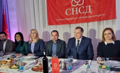 Cvijanović: Snaga SNSD-a u tome što smo uvijek zajedno, i kada se veselimo i kada branimo institucije