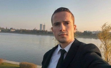 Kondić Stanivukoviću: Mandat da vrate oni koji sada vode politiku simbioze