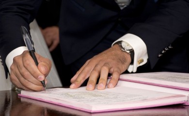 Fotelja im najdraža: Nacionalnost mijenjali i za vrijeme skupštinskih pauza