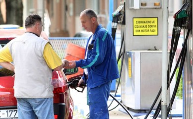 Jeftinije gorivo na benzinskim pumpama u Srpskoj