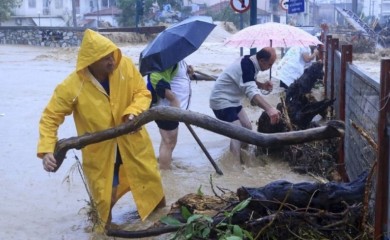 Vapaj turiste iz BiH zarobljenog u Grčkoj: Ponestaje pitke vode