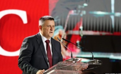 Ko je podbacio, a ko iznenadio: Evo kako su prošli kandidati SNSD-a u Banjaluci (FOTO)
