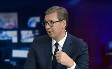 VUČIĆ: Neka živi Republika Srpska