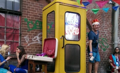 Ovo je najmanja diskoteka na svijetu (VIDEO)