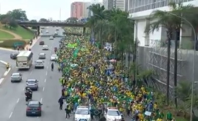 Haos u Brazilu: Bolsonarove pristalice upale u predsjedničku palatu i Kongres (VIDEO)