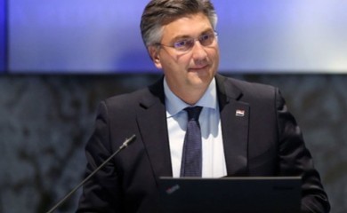 PLENKOVIĆ: Milanović napadao Šmita, a on donio rješenja u korist Hrvata u BiH